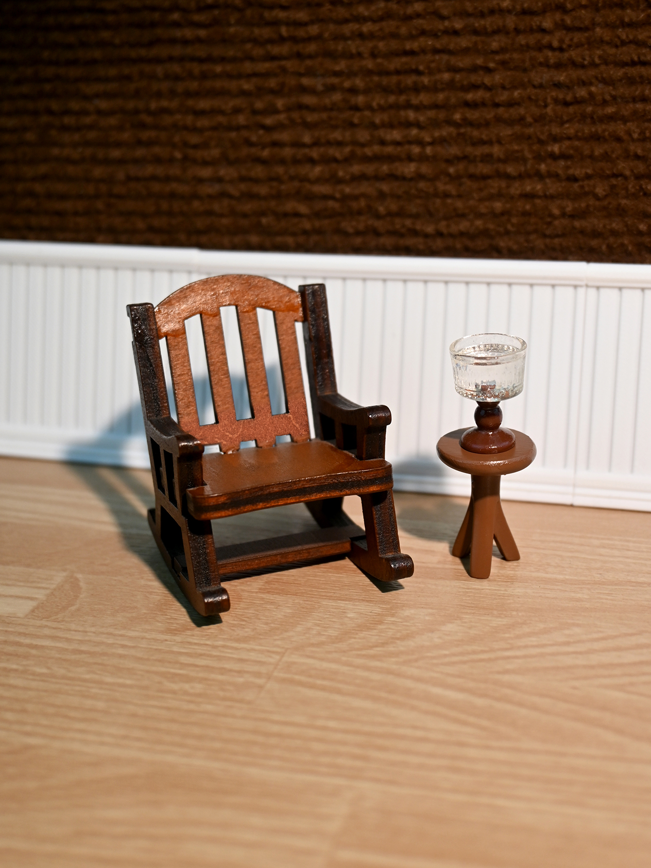 Miniature Rocking Chair, Minia – обзор и цена Photography Lighting Products