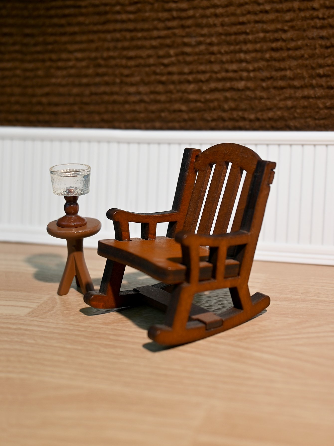 Miniature Rocking Chair, Minia – обзор и цена Photography Lighting Products